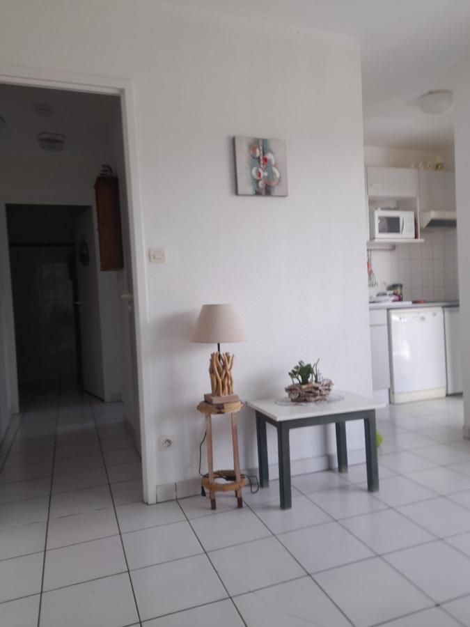 Ocean View Terrace Apartment: Steps from Beach Moliets-et-Maa Exterior photo